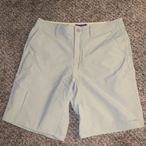 Patagonia men’s board shorts size 32